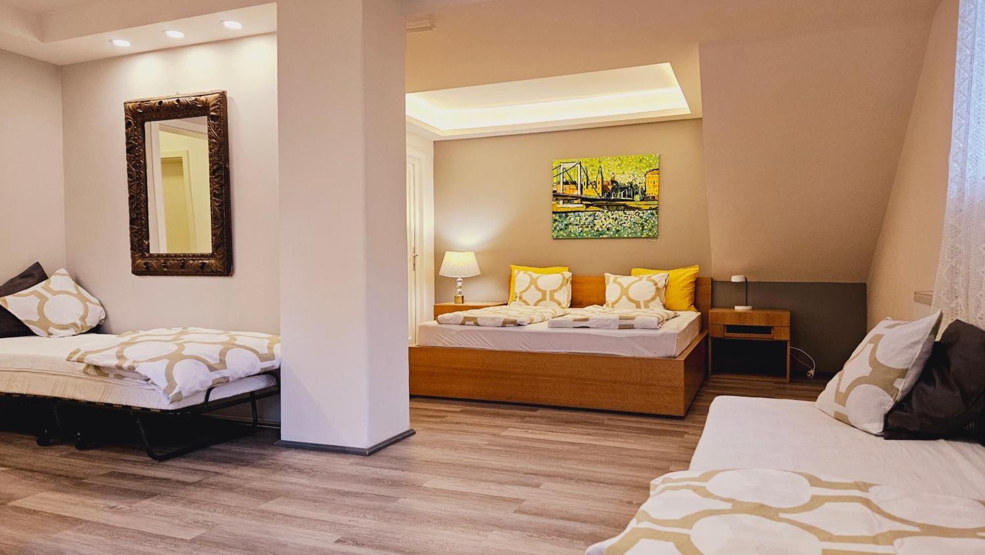 Budasmile Appartment At Buda Castle - Aircon & Free Parking Budapest Extérieur photo