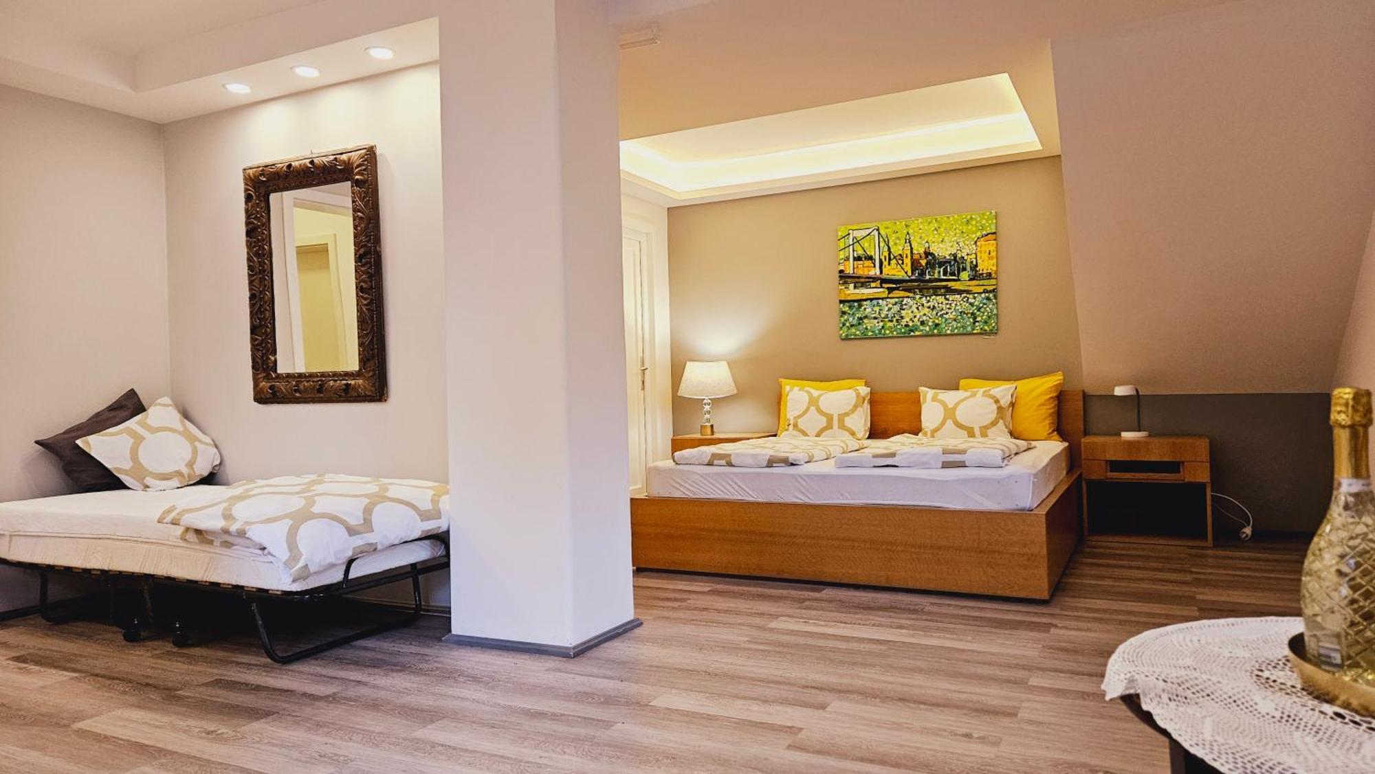 Budasmile Appartment At Buda Castle - Aircon & Free Parking Budapest Extérieur photo